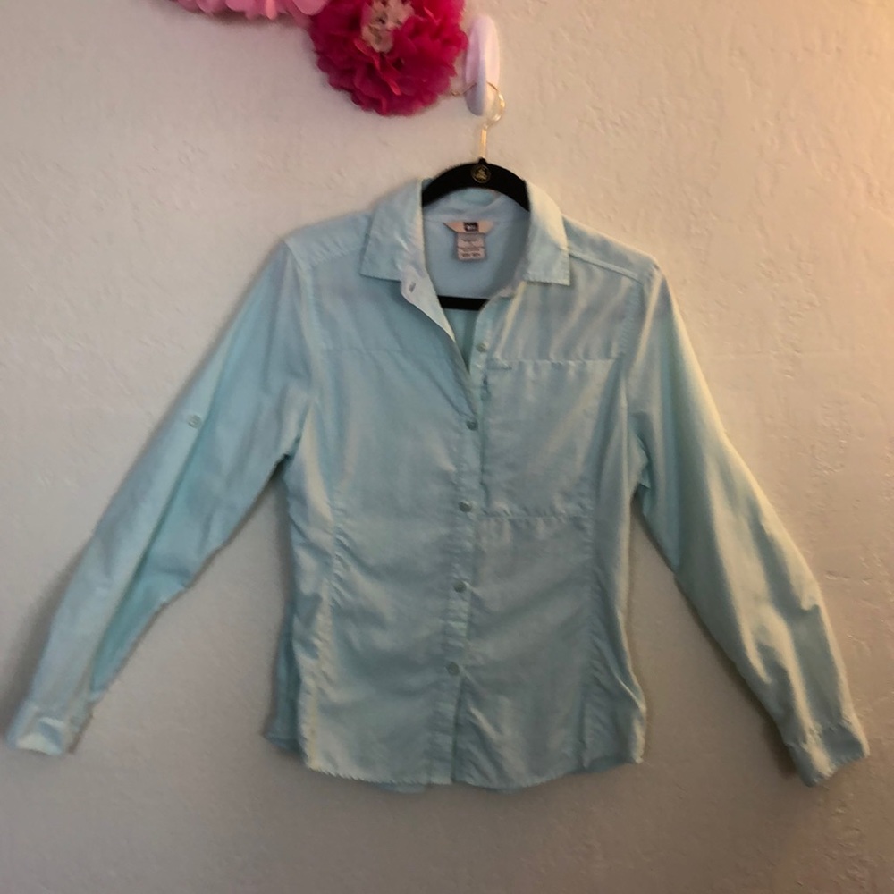REI button down size S UPF40